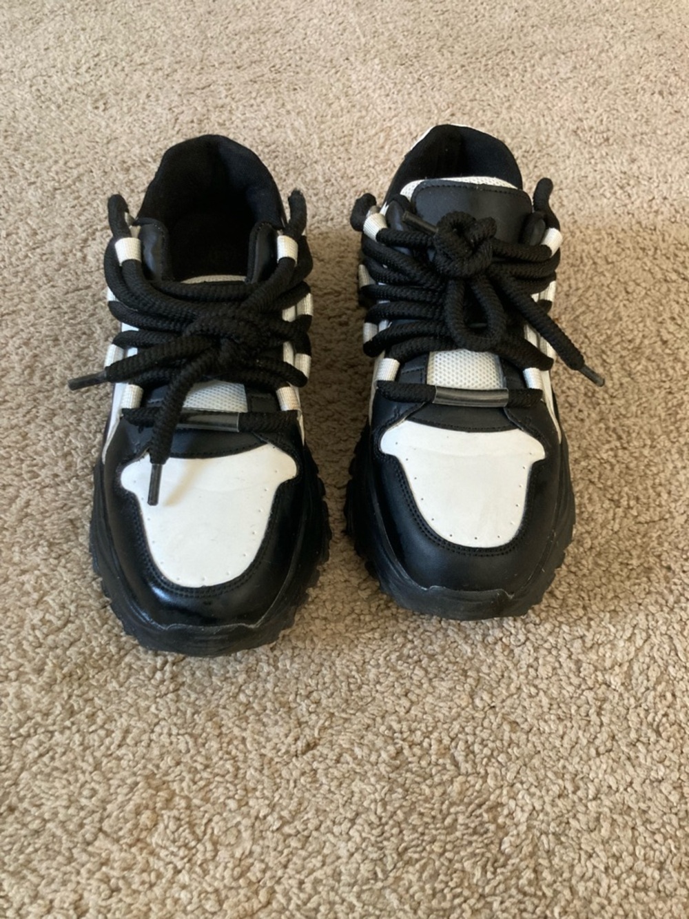 Men's Black and White Chunky Sneakers - Casual Street Style
